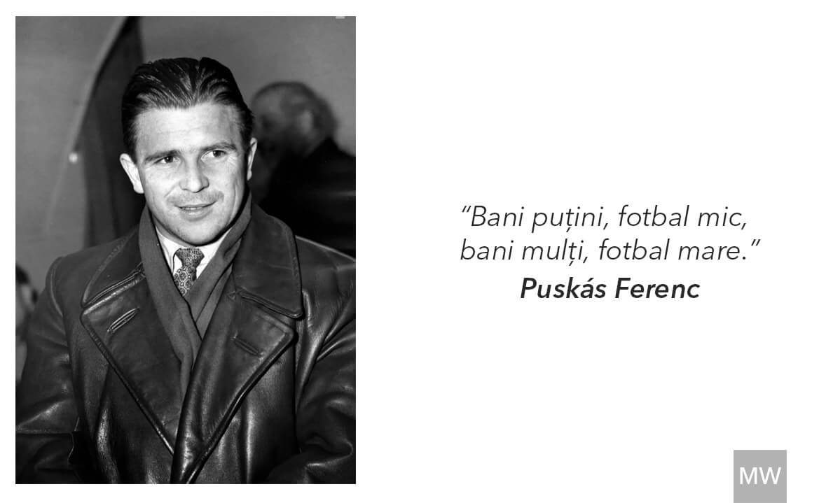 Portret istoric al lui Puskas Ferenc cu citat emblematic despre fotbal Fotografie alb-negru a lui Puskas Ferenc, purtând geacă de piele și cravată, cu un citat celebru în dreapta.