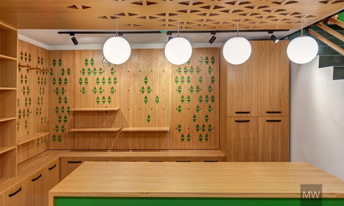 zona de vanzare, librarie refo cafe, placari cu stejar natural si verde, design interior, most wanted cluj zona de vanzare, librarie refo cafe, placari cu stejar natural si verde, design interior, most wanted cluj